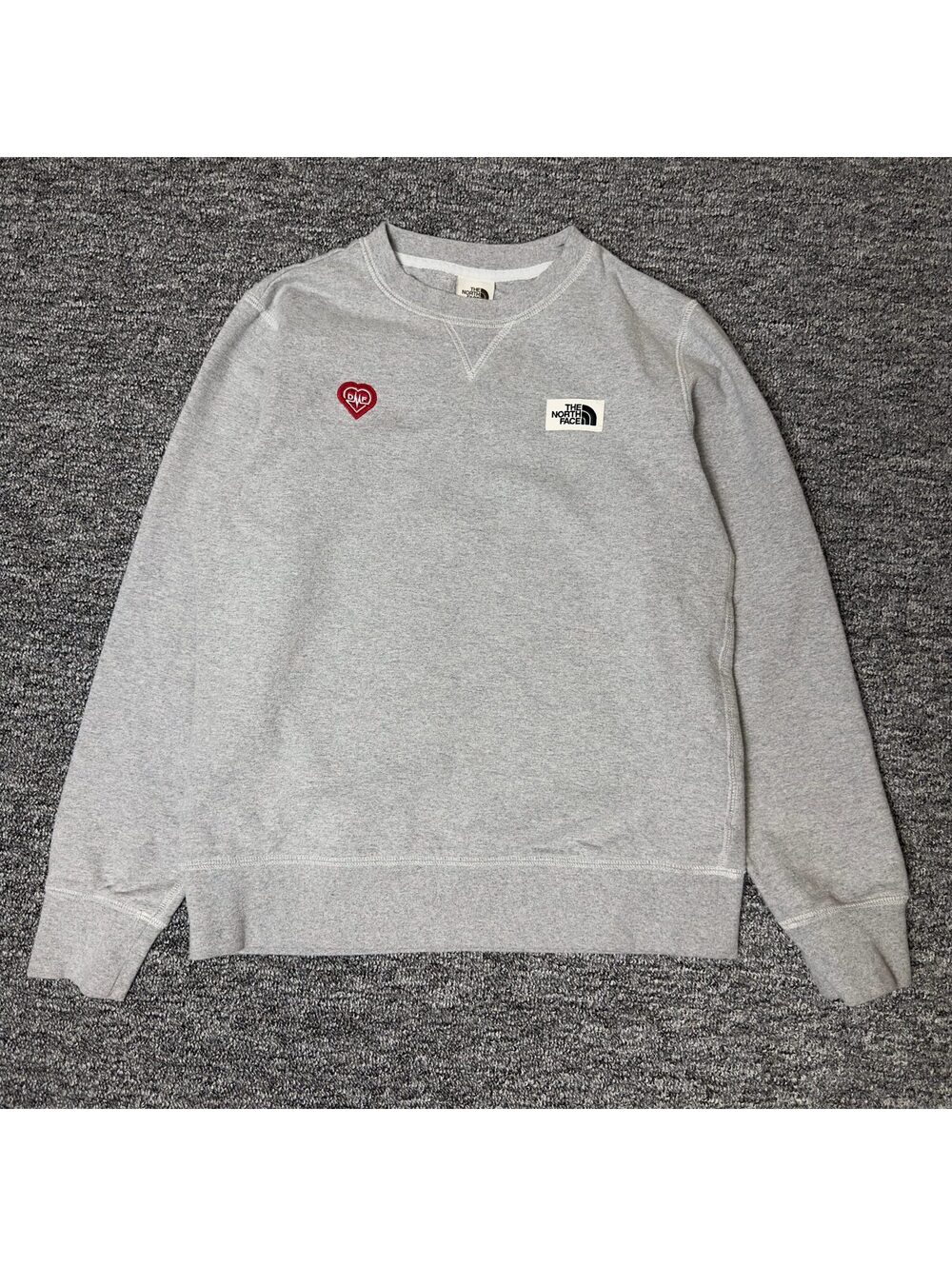 The North Face Crewneck Sweatshirt Womens Gray S Essential
